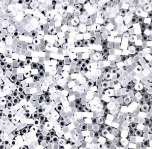 DB0635-2.jpg Miyuki Delica 11/0 DB0635